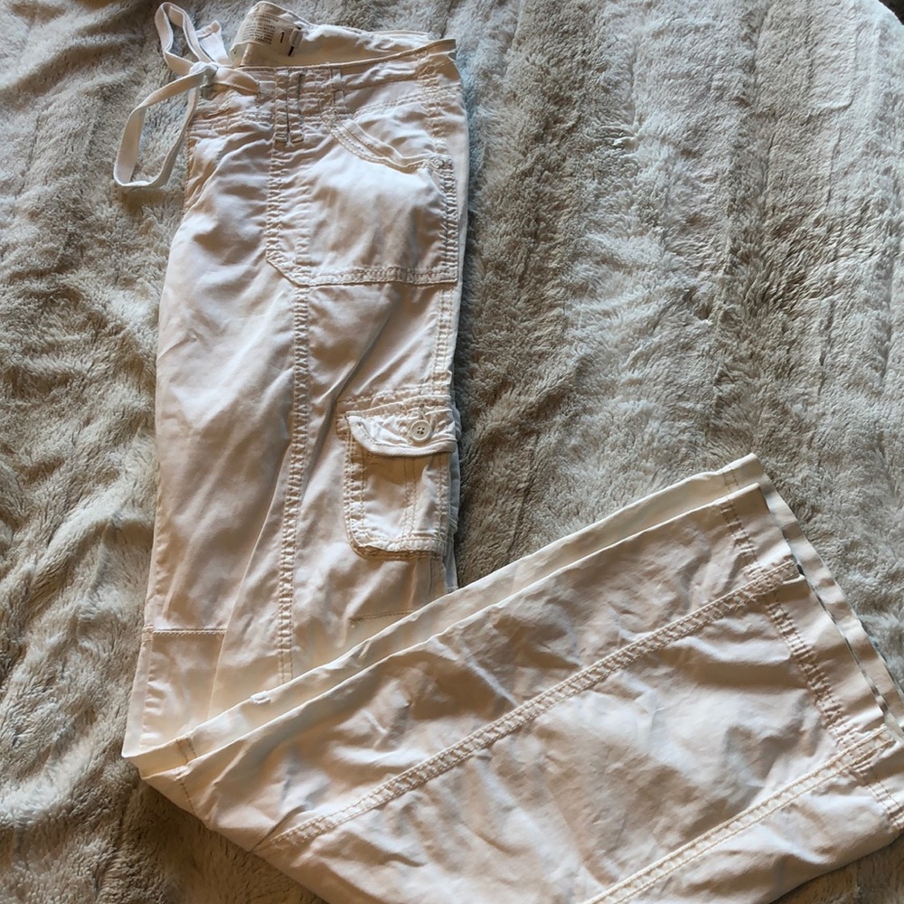 Hollister off white cargo pants